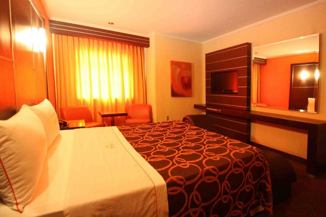 Motel Mirage Guadalajara Esterno foto