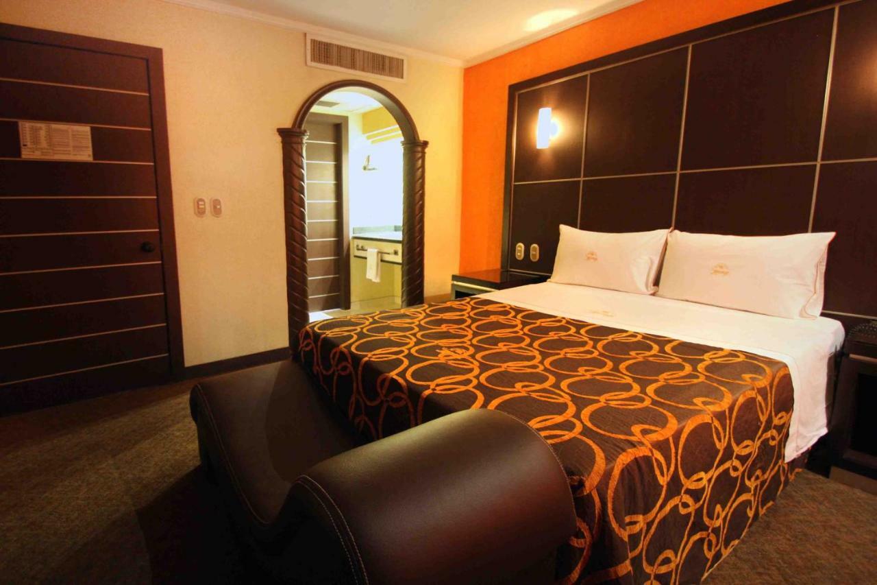 Motel Mirage Guadalajara Esterno foto